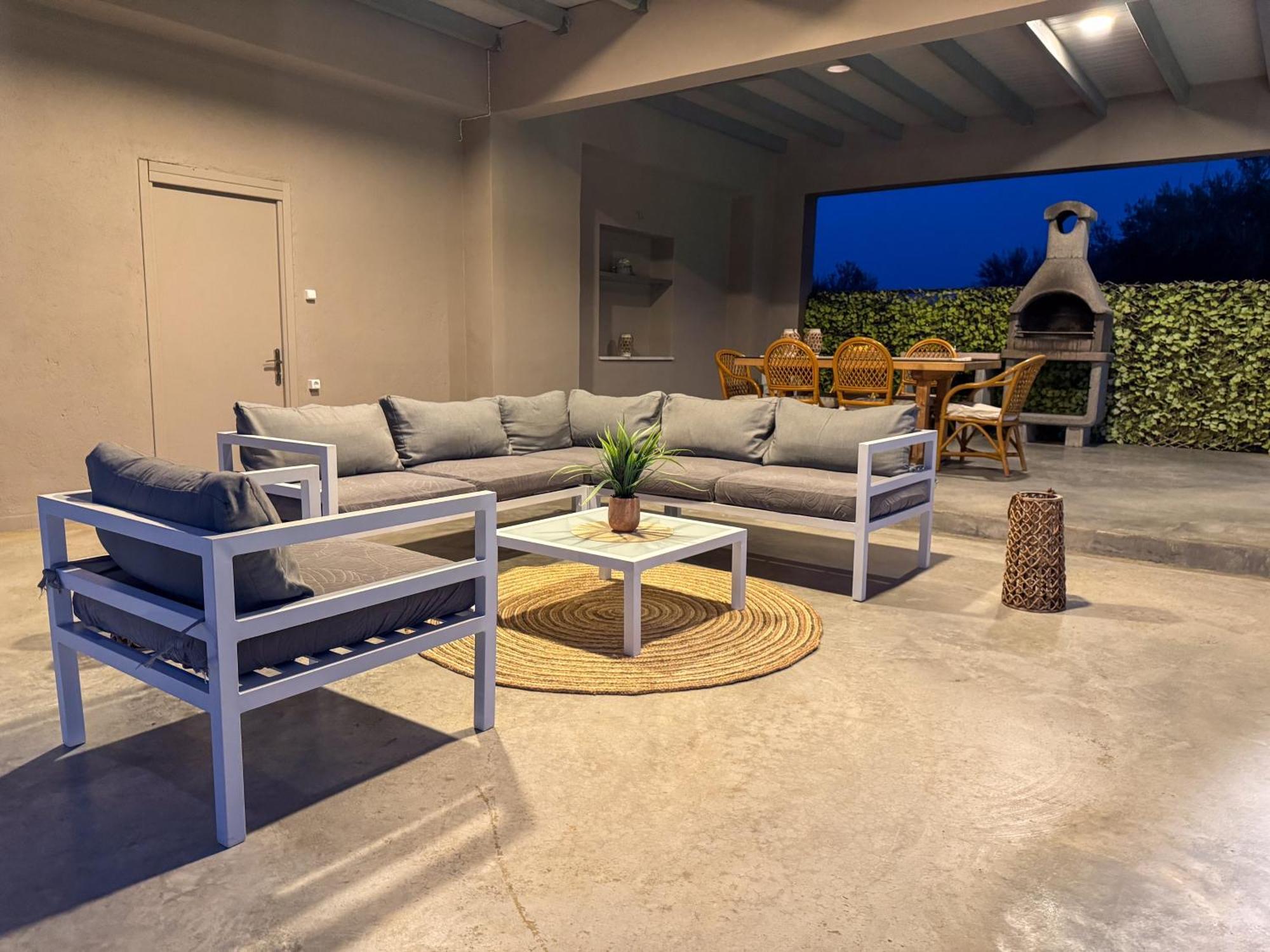 Villa Felenia Vryses Luaran gambar