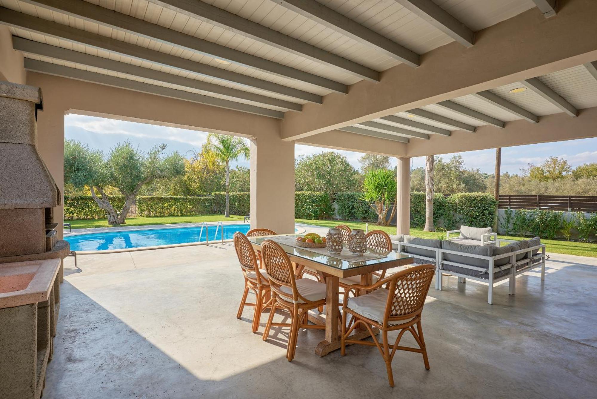 Villa Felenia Vryses Luaran gambar